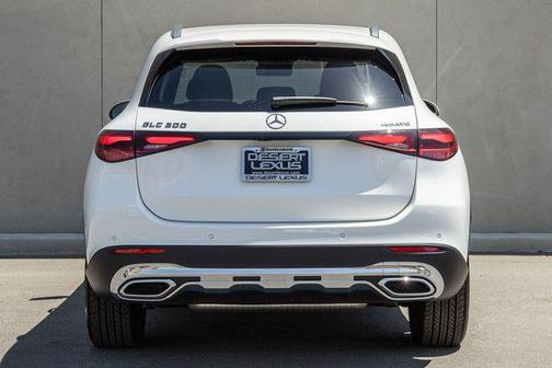 2025 Mercedes-Benz GLC 300 4MATIC