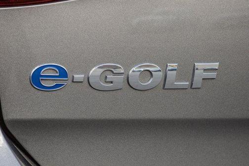 2016 Volkswagen e-Golf SE