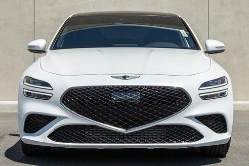 2023 Genesis G70 2.0T RWD