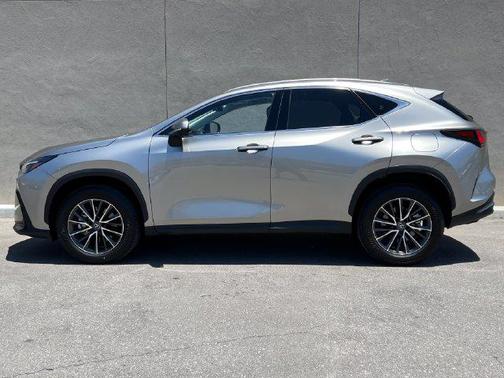 Atomic Silver 2025 Lexus NX 350h Premium