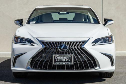 2025 Lexus ES 300h Base