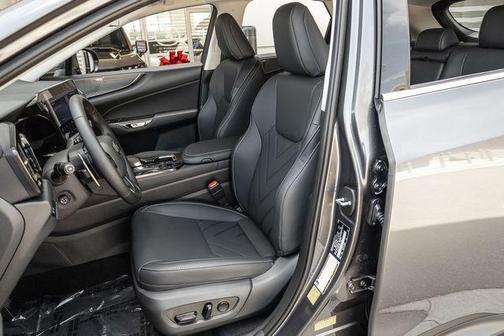 2025 Lexus NX 450h+ Luxury