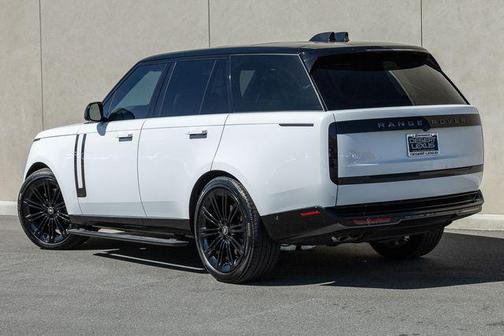 Icy White Gloss 2025 Land Rover Range Rover P530 Autobiography