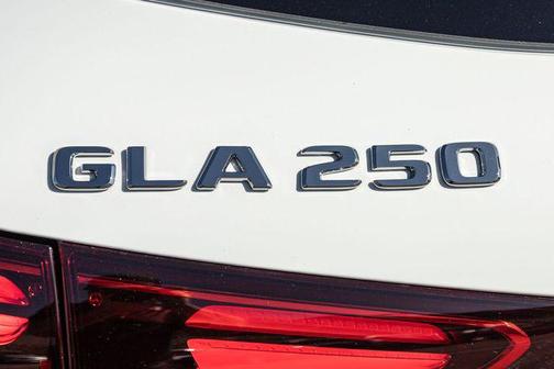 2026 Mercedes-Benz GLA 250 4MATIC