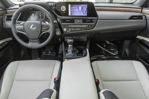 2025 Lexus ES 350 Base