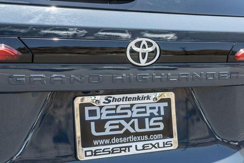 Storm Cloud 2024 Toyota Grand Highlander Hybrid Limited MAX