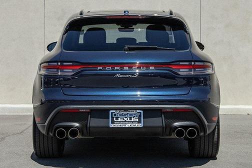 2023 Porsche Macan Base