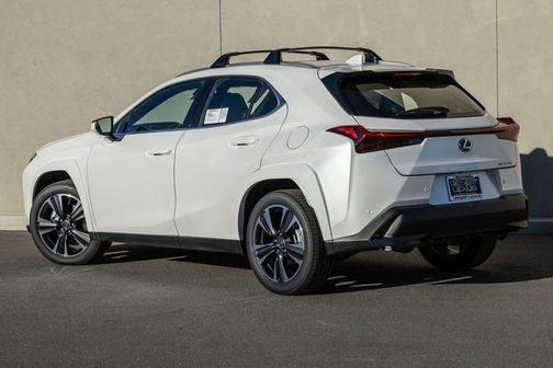 2025 Lexus UX 300h Premium