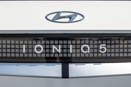 2023 Hyundai IONIQ 5 Limited