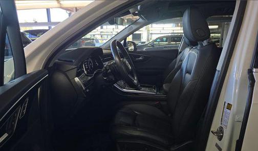 2023 Audi Q7 55 Premium Plus