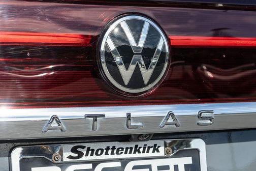2024 Volkswagen Atlas Cross Sport 2.0T SEL Premium
