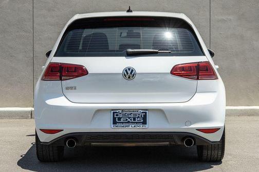 2016 Volkswagen Golf GTI 2.0T SE 4-Door