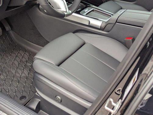 2025 Mercedes-Benz GLB 250 Base