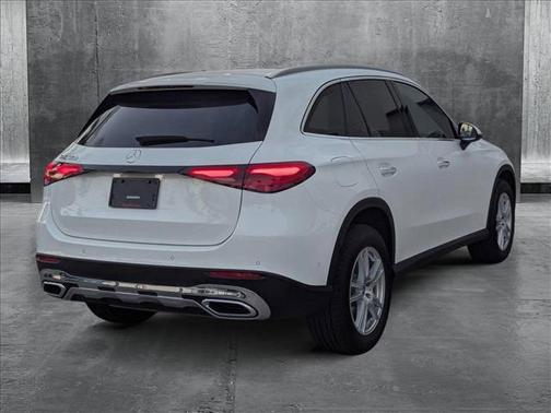 2025 Mercedes-Benz GLC 300 Base