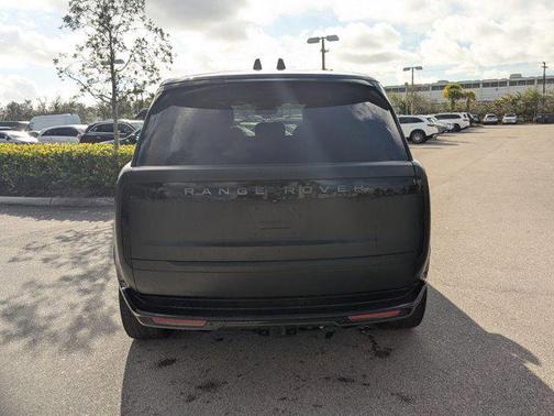 2023 Land Rover Range Rover P530 SE