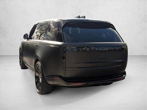 2023 Land Rover Range Rover P530 SE
