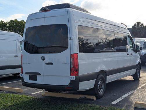 2025 Mercedes-Benz Sprinter 2500 High Roof