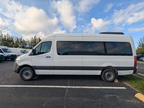 2025 Mercedes-Benz Sprinter 2500 High Roof