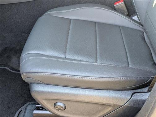 MANUFAKTUR Alpine Grey 2026 Mercedes-Benz GLE 450 4MATIC