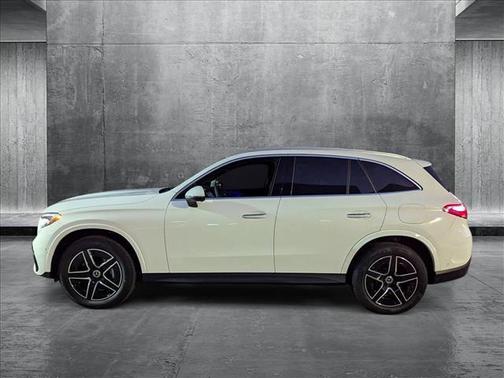 2025 Mercedes-Benz GLC 350e Base
