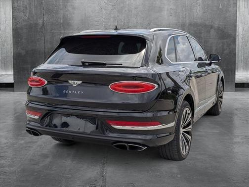 2021 Bentley Bentayga V8