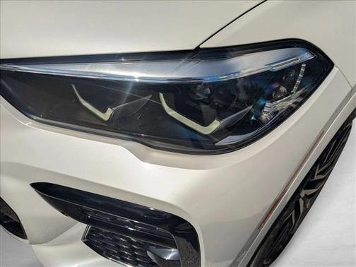 2023 BMW X6 xDrive40i