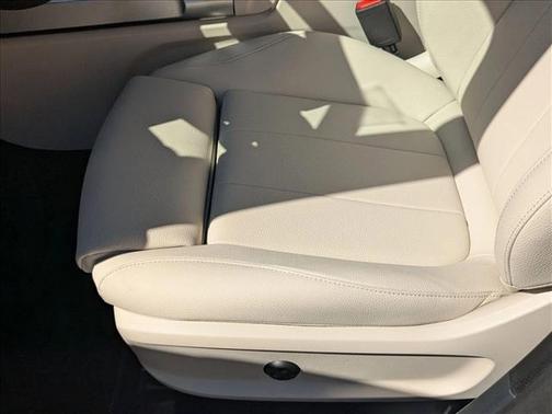 2026 Mercedes-Benz GLB 250 Base