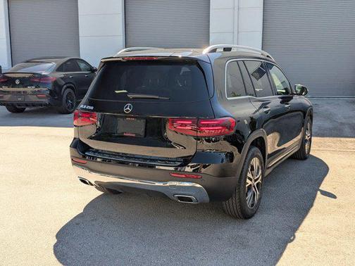 2026 Mercedes-Benz GLB 250 Base