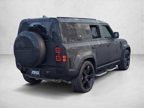 2023 Land Rover Defender 110 X-Dynamic SE