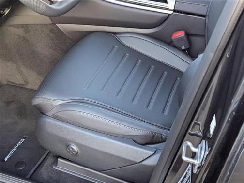 2025 Mercedes-Benz GLC 350e Base