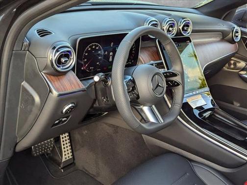 2025 Mercedes-Benz GLC 350e Base