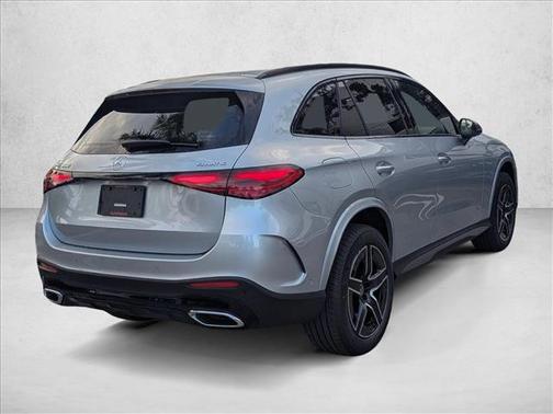 2026 Mercedes-Benz GLC 300 4MATIC
