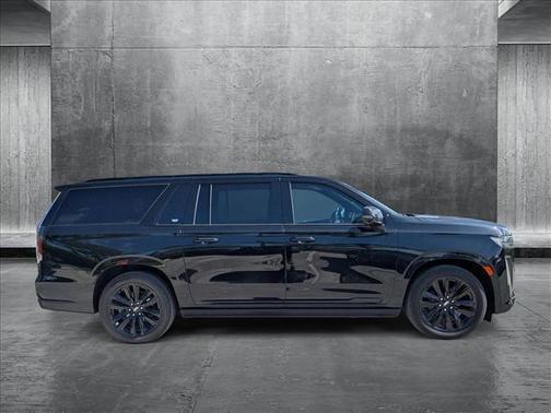 2022 Cadillac Escalade ESV Sport