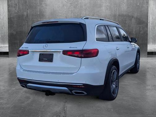 2025 Mercedes-Benz GLS 450 4MATIC