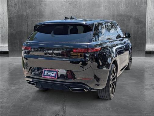 2024 Land Rover Range Rover Sport SE