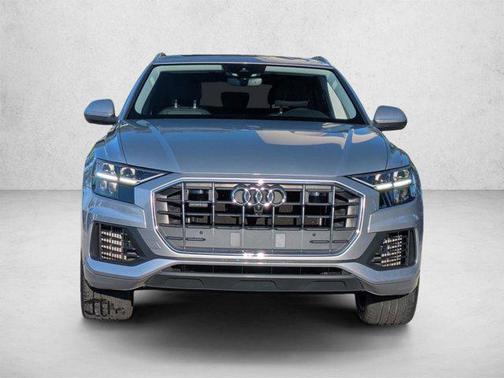 Florett Silver Metallic 2019 Audi Q8 3.0T Premium Plus