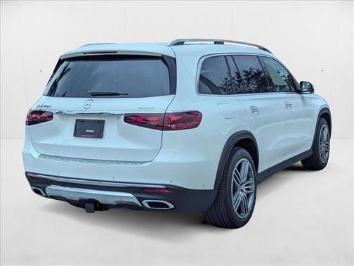 2026 Mercedes-Benz GLS 450 4MATIC