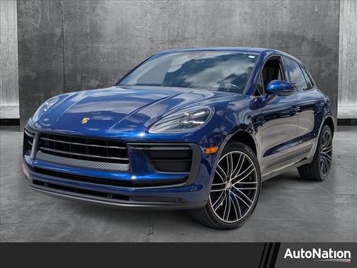 2022 Porsche Macan Base