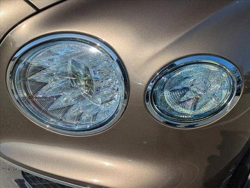 2021 Bentley Flying Spur V8