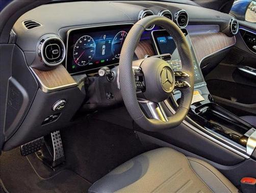 2025 Mercedes-Benz GLC 350e Base