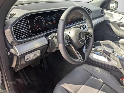 2026 Mercedes-Benz GLS 450 4MATIC