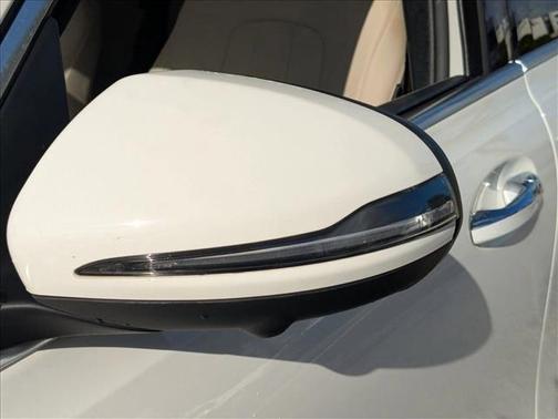 2022 Mercedes-Benz GLB 250 Base