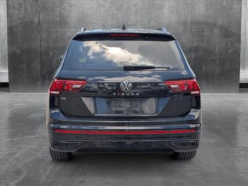 2022 Volkswagen Tiguan 2.0T SE R-Line Black