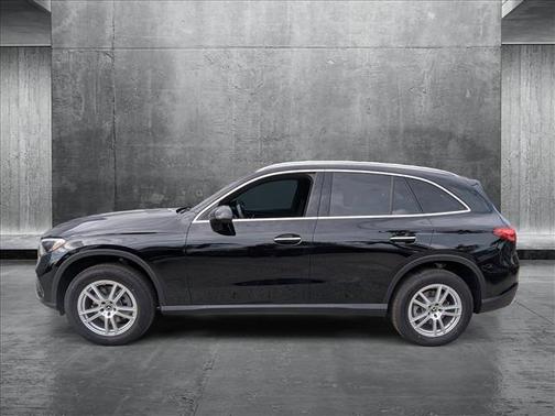 2025 Mercedes-Benz GLC 300 4MATIC