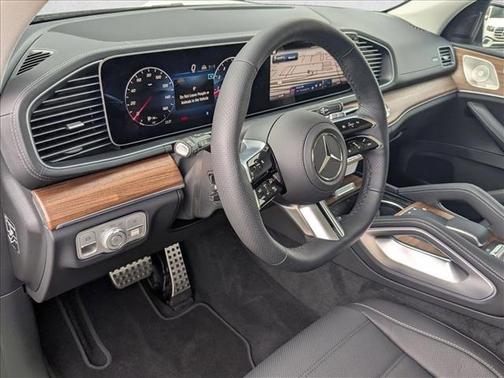 2026 Mercedes-Benz GLS 450 4MATIC