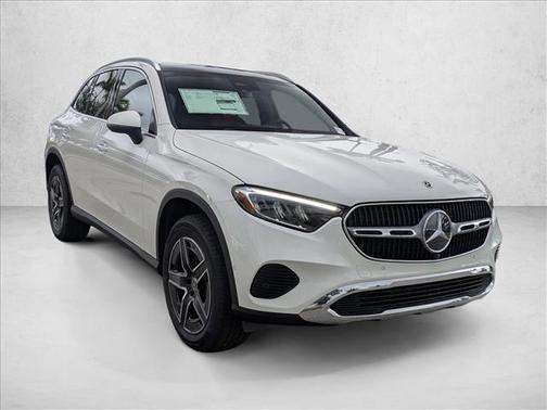 Polar White 2026 Mercedes-Benz GLC 300 4MATIC