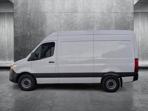 2025 Mercedes-Benz Sprinter 2500 Standard Roof