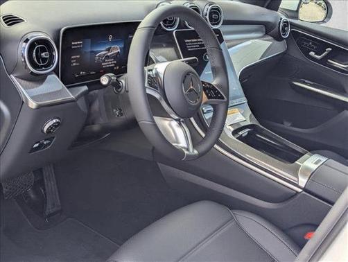 2026 Mercedes-Benz GLC 300 Base