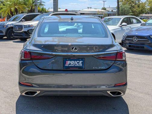 2022 Lexus ES 350 Base