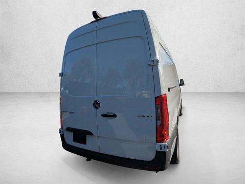 Arctic White 2026 Mercedes-Benz Sprinter 2500 Standard Roof